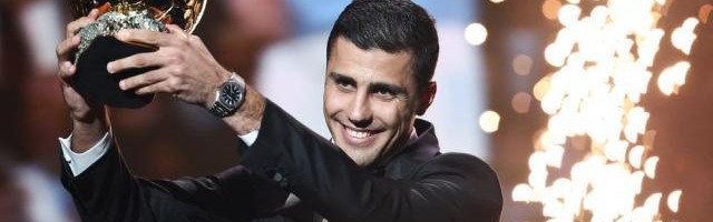 爱游戏官网入口-伟大的进化！4年前，罗德里还自评“灾难”