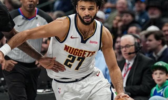 爱游戏官网APP-瓦兰丘纳斯复出穆雷24分，奇兵爆砍35+8+3+2+4封盖，掘金双杀奇才|夏洛特黄蜂队|洛杉矶湖人队|洛杉矶快船队|丹佛掘金队|华盛顿奇才队_新浪体育_新浪新闻