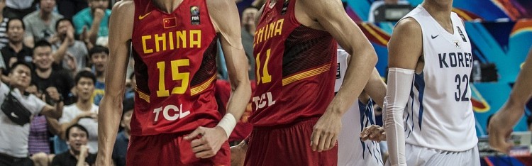 爱游戏官网下载-时隔10年再进亚洲杯四强！中国队10年前小组赛20分逆转韩国