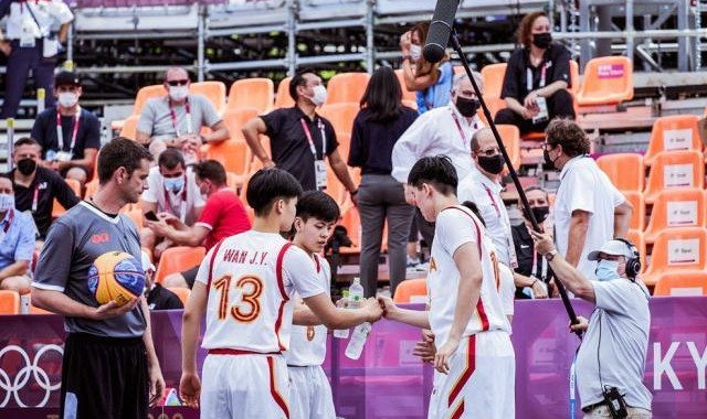 爱游戏官网入口-中国三人篮球开门难！女队一胜一负 男篮两战皆墨