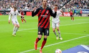 爱游戏官网APP-记者：埃基蒂克仍想要离队，法兰克福坚持1亿欧标价