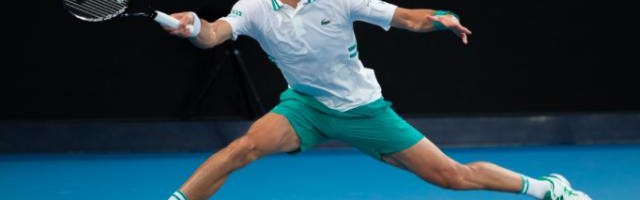 爱游戏官网-完胜“史上最强”对手 德约依然是澳网当之无愧王者