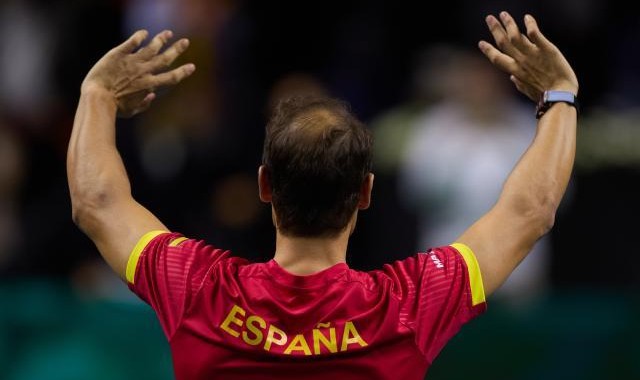 爱游戏官网入口-纳达尔二十年伤病史，走到今天他克服了多少难关？