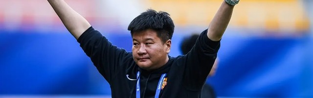 爱游戏官网入口-1-0！载入史册的一胜，重庆铜梁龙白菜价捡到宝！李金羽下课倒计时|中超|罗马尼亚|辽宁|肯帕努|米特里_新浪体育_新浪新闻