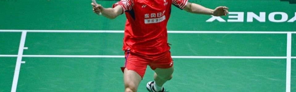 爱游戏官网下载-鏖战3局惜败！头号种子石宇奇爆冷出局，止步全英公开赛首轮