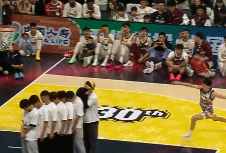 1740921907532040587.gif 5.gif